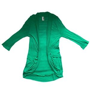 Birdcage by Francesca’s green cardigan Size M